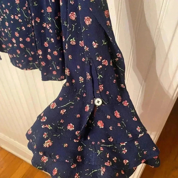 Cleobella Bell Sleeve Rose Patterned Blouse - Picture 3 of 14